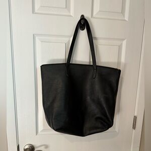 Cuyana Pebbled Leather Zip Tote